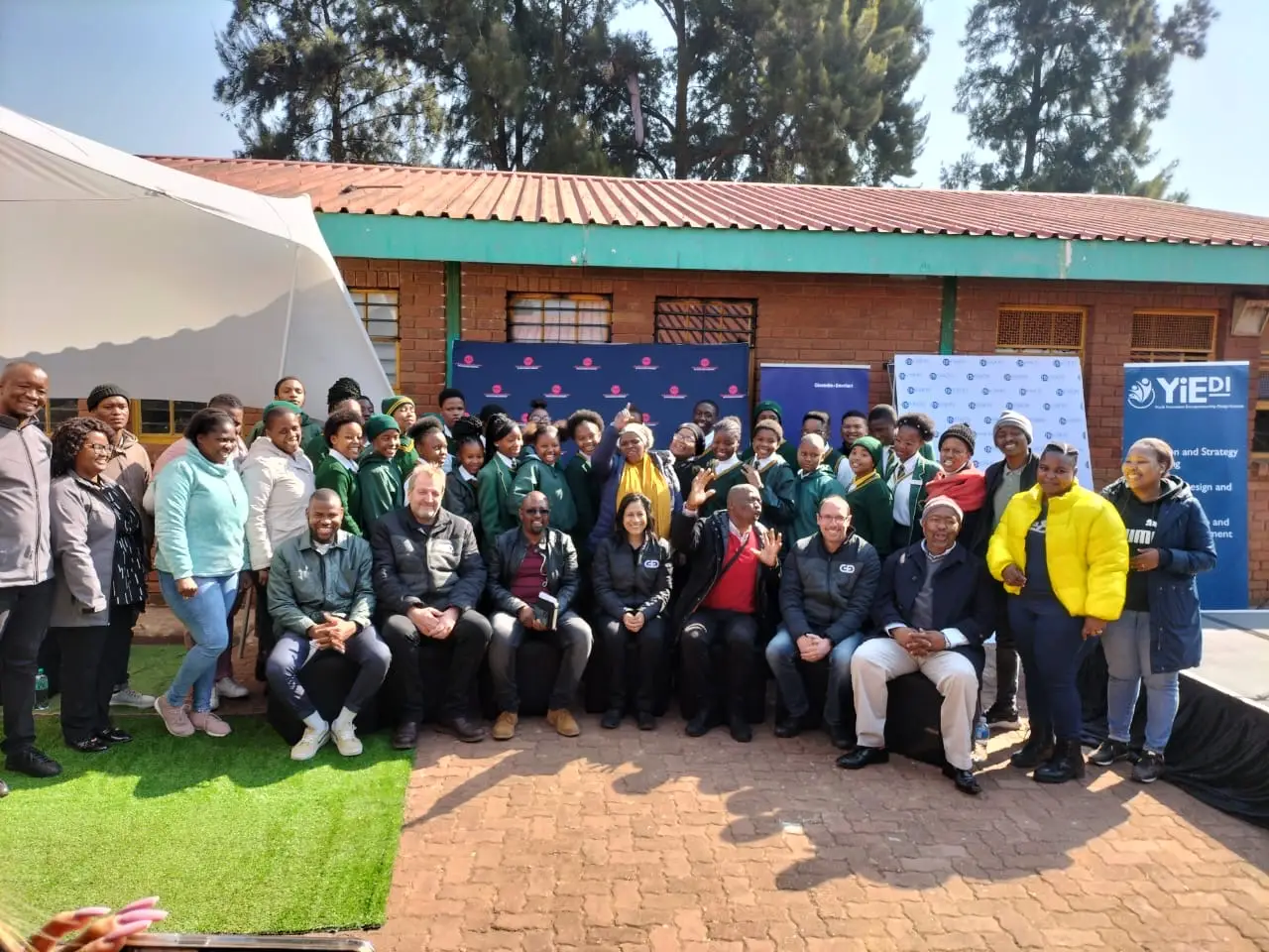 bda7e988-c4f0-45e5-9763-5c4304816901